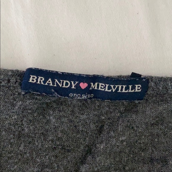 Brandy Longsleeve - Picture 2 of 2